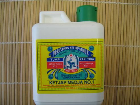 Sojasosse, suess, Ketjap Manis, Medja Nr.1, Kaki Tiga, 500ml, Kanister