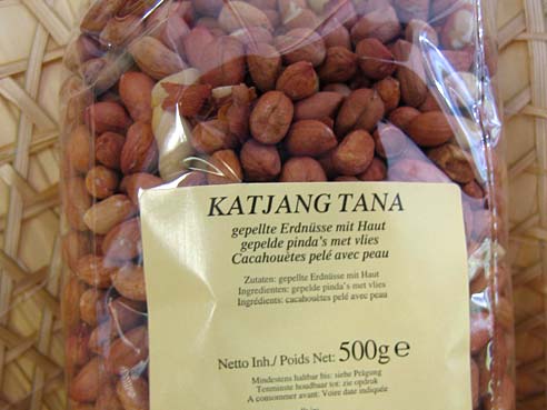 Erdnuesse, mit Haut, nicht geroestet, nicht gesalzen , 500g