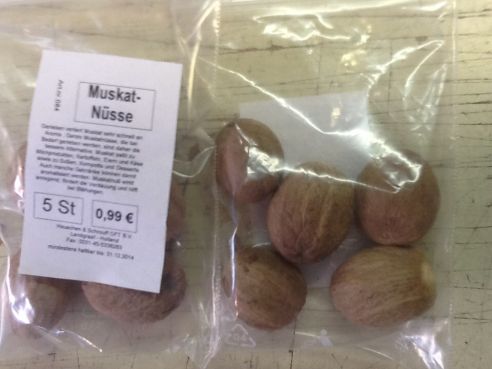 Muskatnuesse, ganz, 5 St.